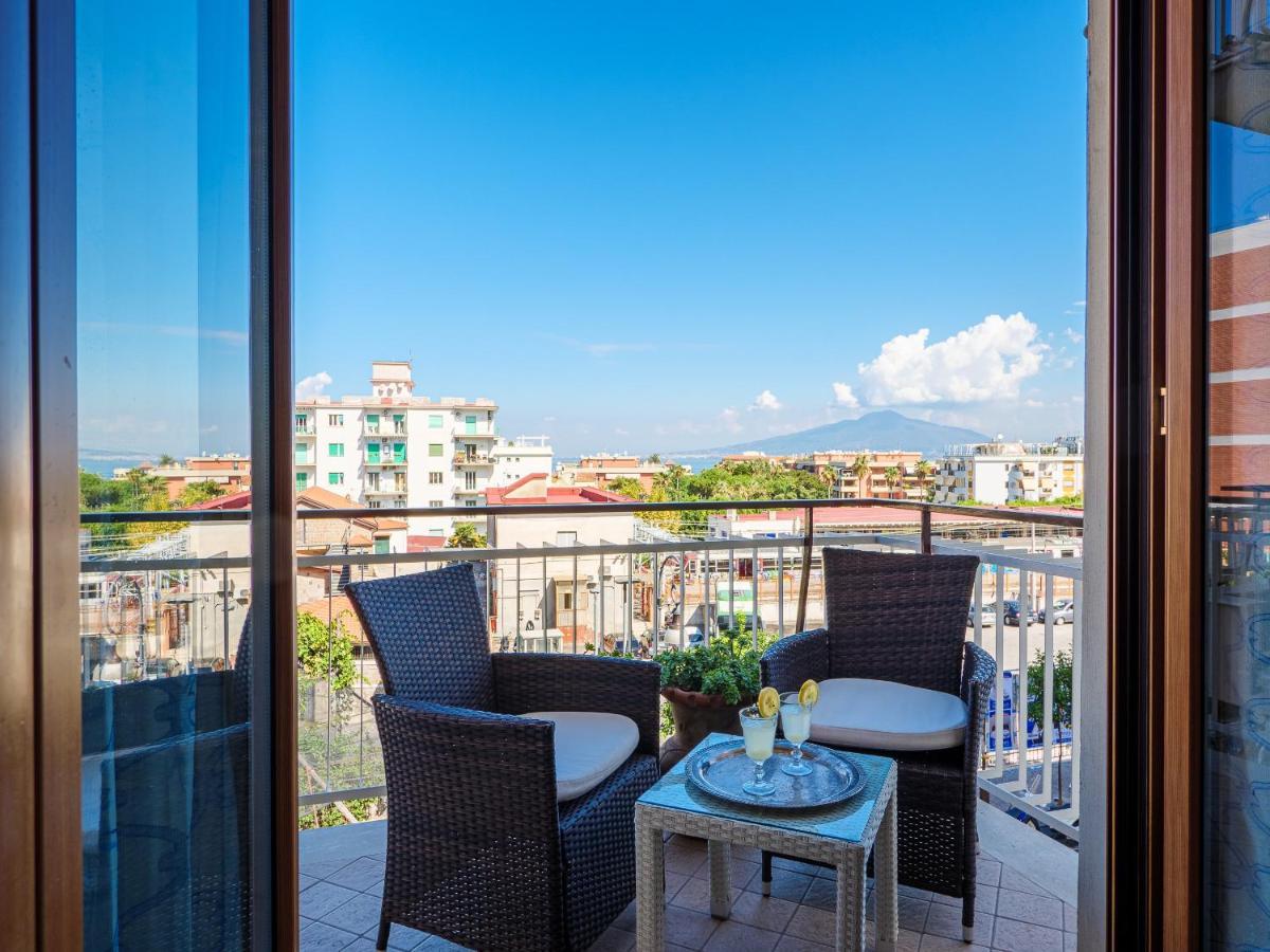 Aranci Apt 67 - Sorrento Centre And Vesuvius View Zewnętrze zdjęcie