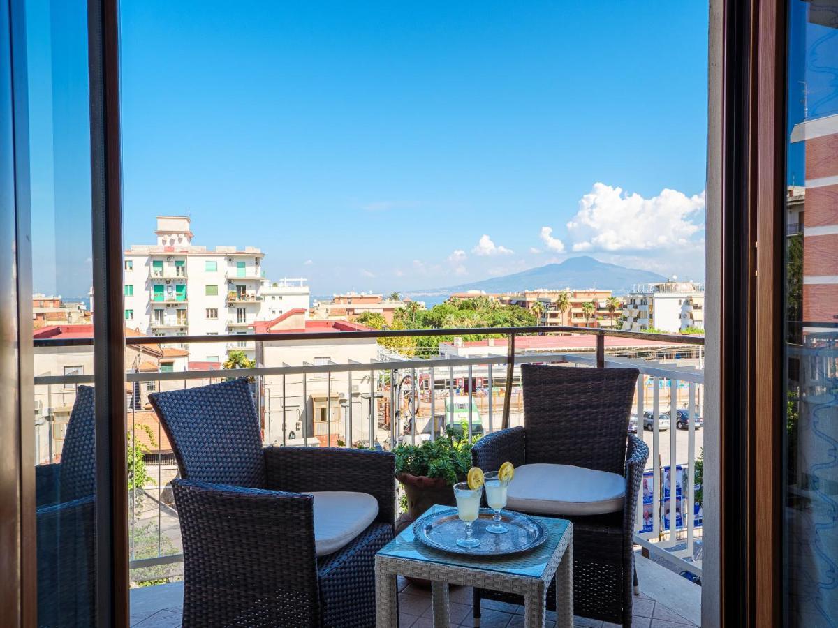 Aranci Apt 67 - Sorrento Centre And Vesuvius View Zewnętrze zdjęcie
